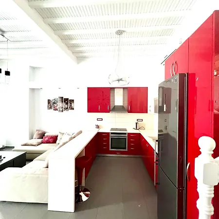 Apartment Beautiful In !